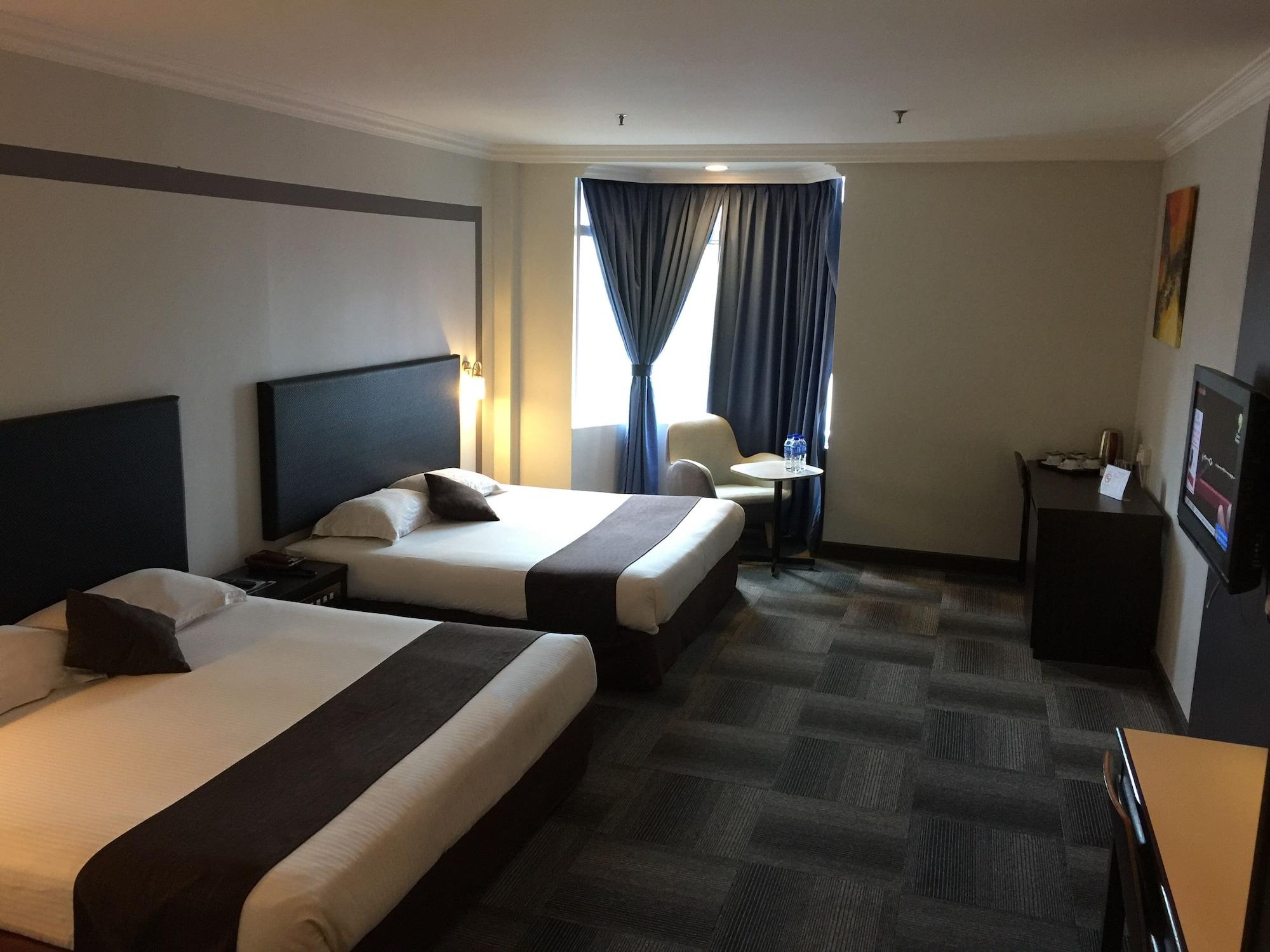 Legend Inn Taiping Exteriör bild