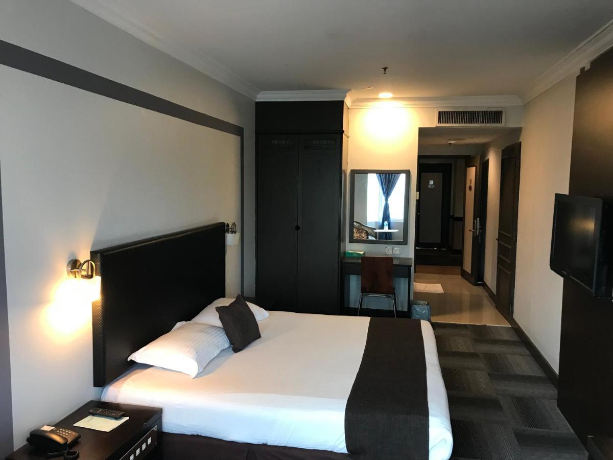 Legend Inn Taiping Exteriör bild